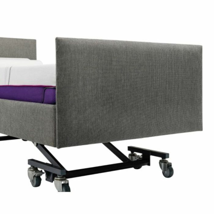 upholstered footboard in bed