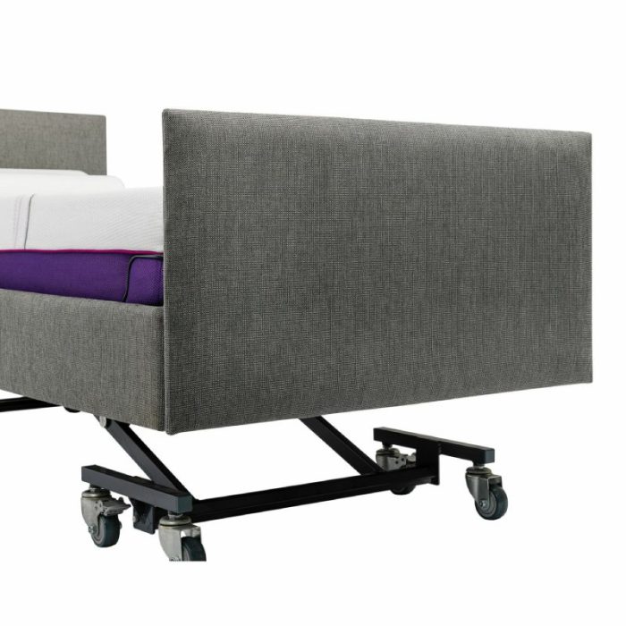 upholstered footboard in bed